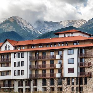 Grand Royale Apartment Complex & Spa